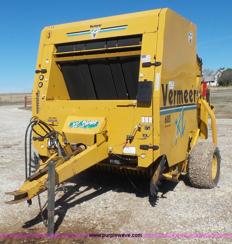 Ag Equipment Auction in Girard, Kansas by Purple Wave Auction