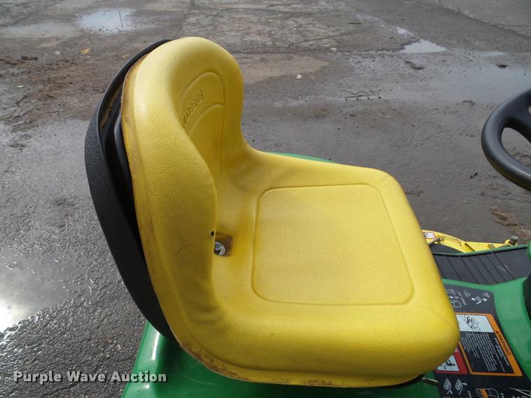 image for item BV9252 (2) lawn mowers