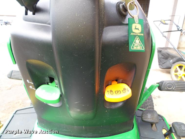 image for item BV9252 (2) lawn mowers