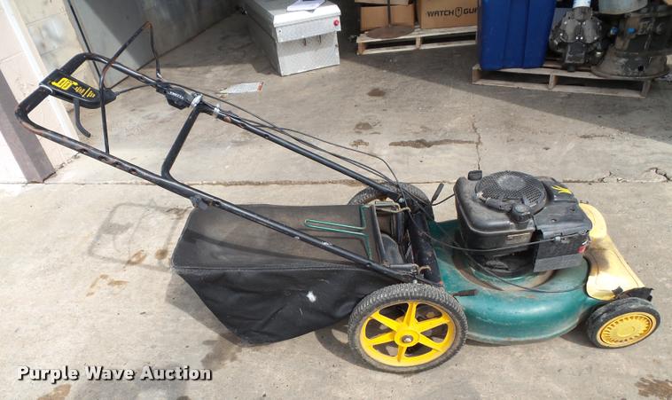 image for item BV9252 (2) lawn mowers