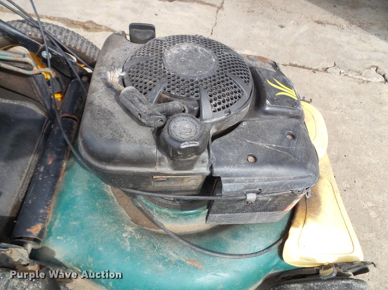 image for item BV9252 (2) lawn mowers