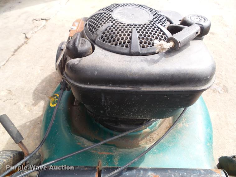 image for item BV9252 (2) lawn mowers