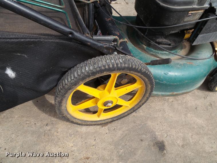 image for item BV9252 (2) lawn mowers