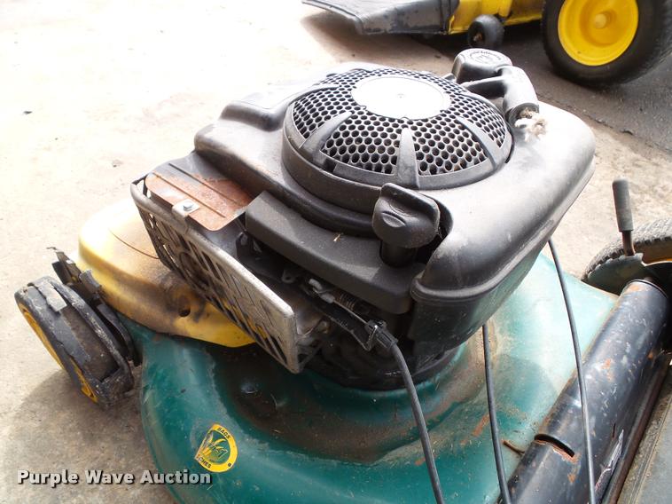 image for item BV9252 (2) lawn mowers