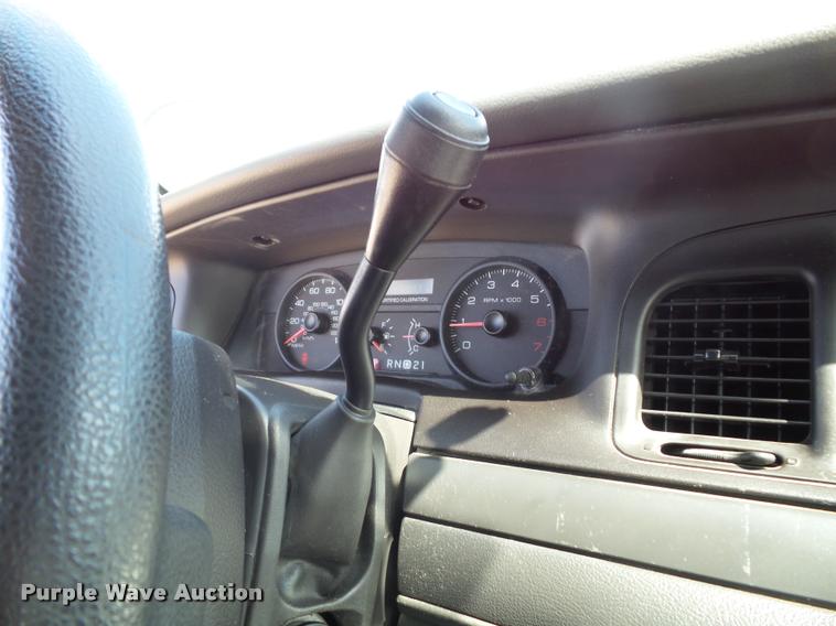 image for item J4775 2010 Ford Crown Victoria Police Interceptor