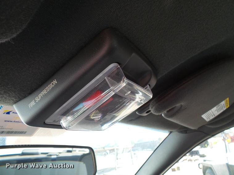 image for item J4775 2010 Ford Crown Victoria Police Interceptor