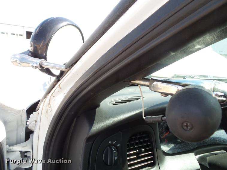 image for item J4775 2010 Ford Crown Victoria Police Interceptor