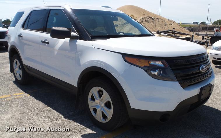 image for item J4777 2013 Ford Explorer Police Interceptor Utility SUV