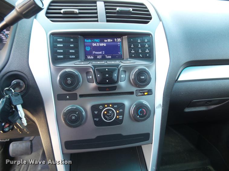 image for item J4777 2013 Ford Explorer Police Interceptor Utility SUV