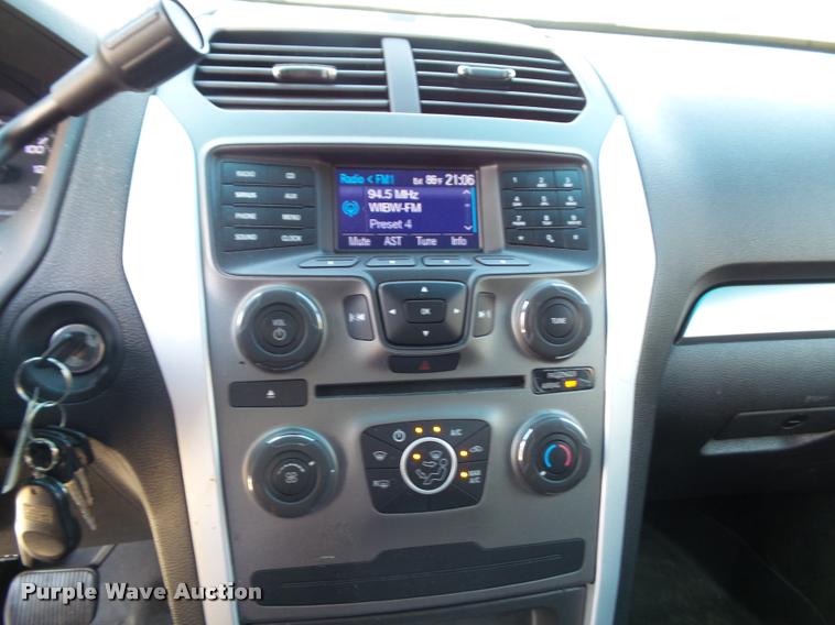 image for item J4779 2013 Ford Explorer Police Interceptor Utility SUV