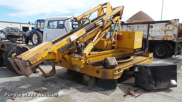 image for item J4780 D.P. Manufacturing 1250-15H truck mounted tamper