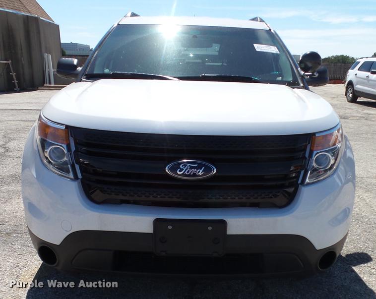 image for item J4784 2013 Ford Explorer Police Interceptor Utility SUV