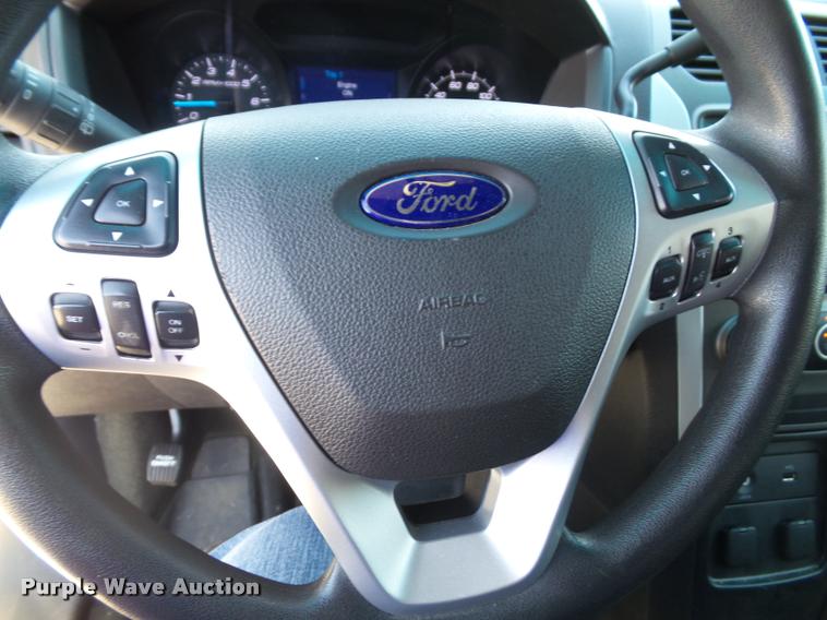 image for item J4784 2013 Ford Explorer Police Interceptor Utility SUV