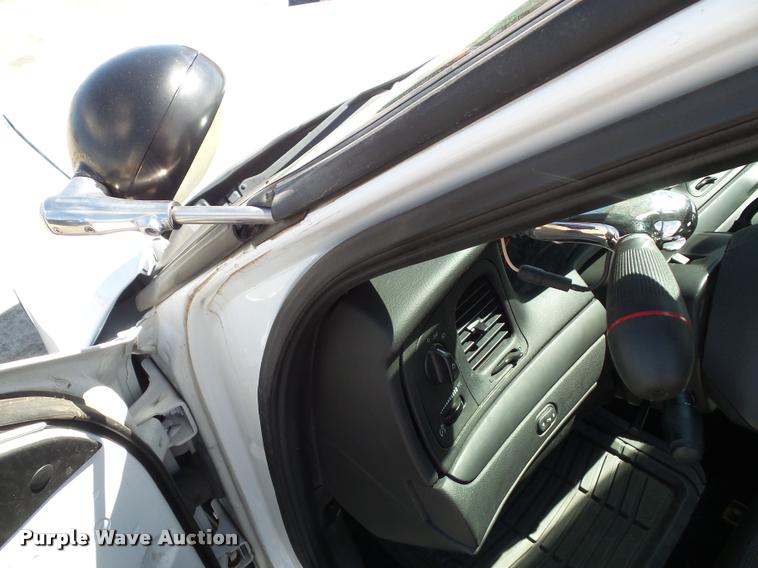 image for item J4790 2011 Ford Crown Victoria Police Interceptor