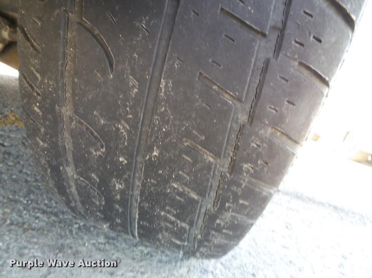 image for item J4790 2011 Ford Crown Victoria Police Interceptor