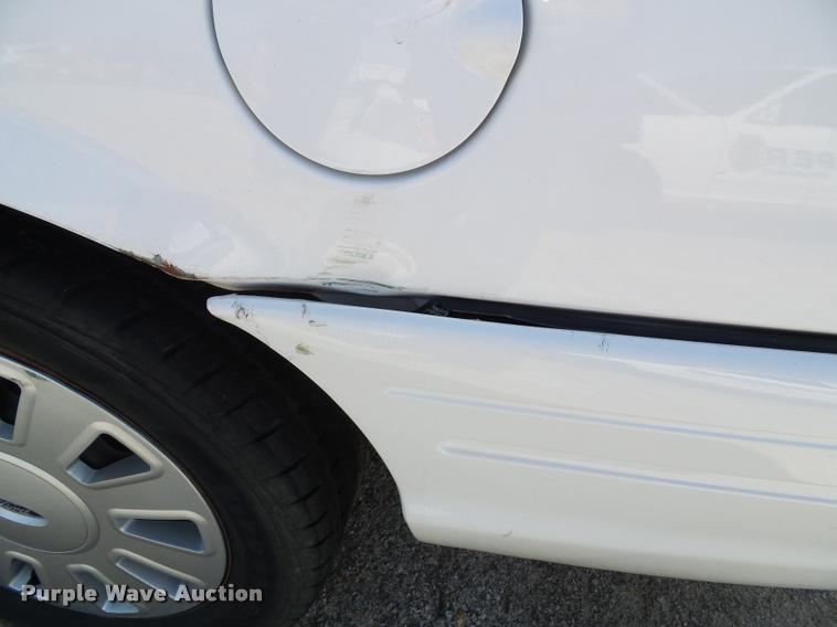 image for item J4790 2011 Ford Crown Victoria Police Interceptor