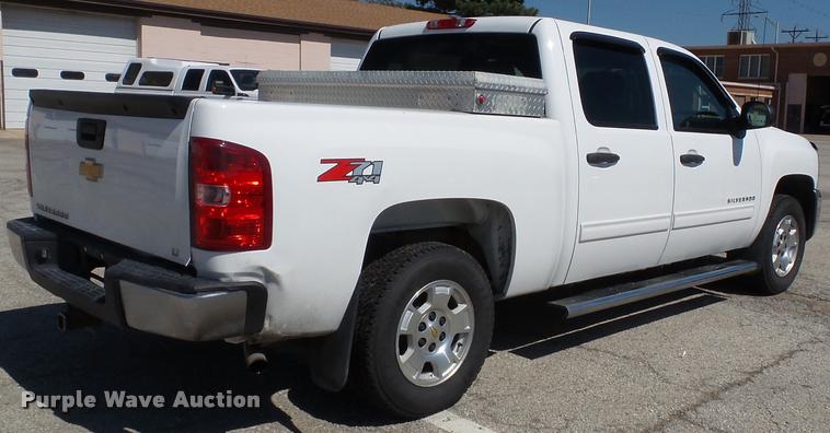 image for item J4791 2012 Chevrolet Silverado 1500 LT Z71 Crew Cab pickup truck