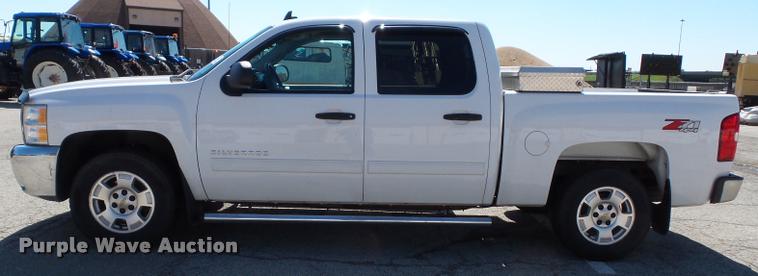 image for item J4791 2012 Chevrolet Silverado 1500 LT Z71 Crew Cab pickup truck