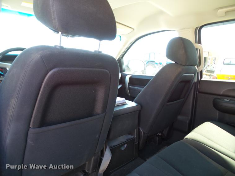 image for item J4791 2012 Chevrolet Silverado 1500 LT Z71 Crew Cab pickup truck