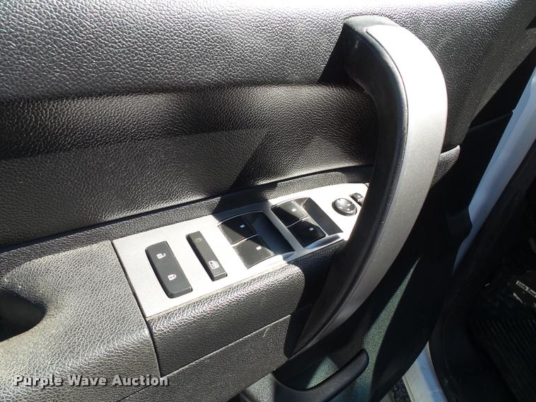 image for item J4791 2012 Chevrolet Silverado 1500 LT Z71 Crew Cab pickup truck