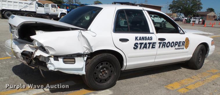 image for item J4796 2008 Ford Crown Victoria Police Interceptor