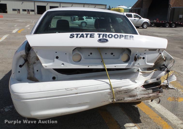 image for item J4796 2008 Ford Crown Victoria Police Interceptor