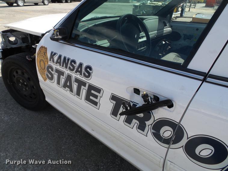 image for item J4796 2008 Ford Crown Victoria Police Interceptor