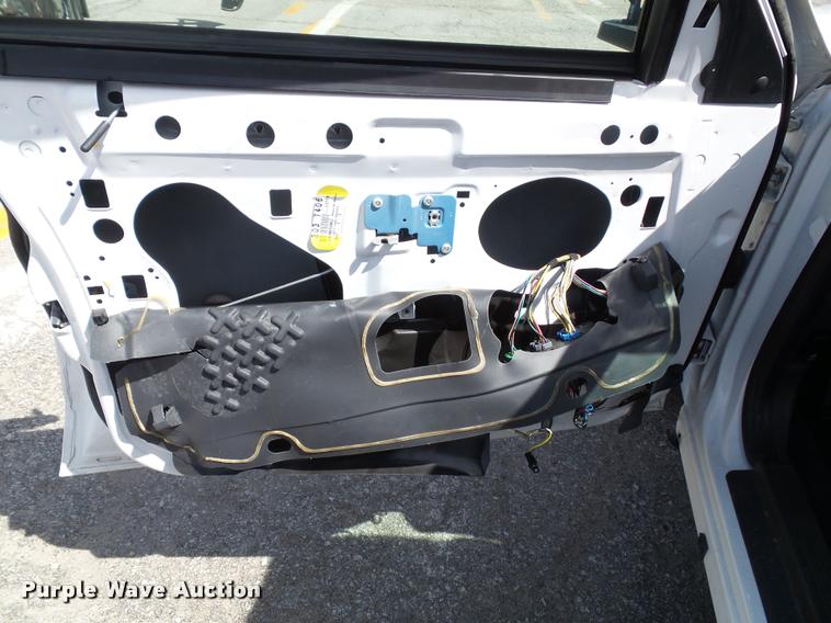 image for item J4796 2008 Ford Crown Victoria Police Interceptor