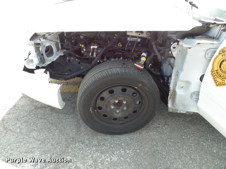 image for item J4796 2008 Ford Crown Victoria Police Interceptor