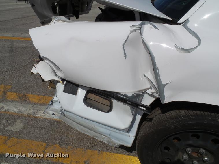 image for item J4796 2008 Ford Crown Victoria Police Interceptor