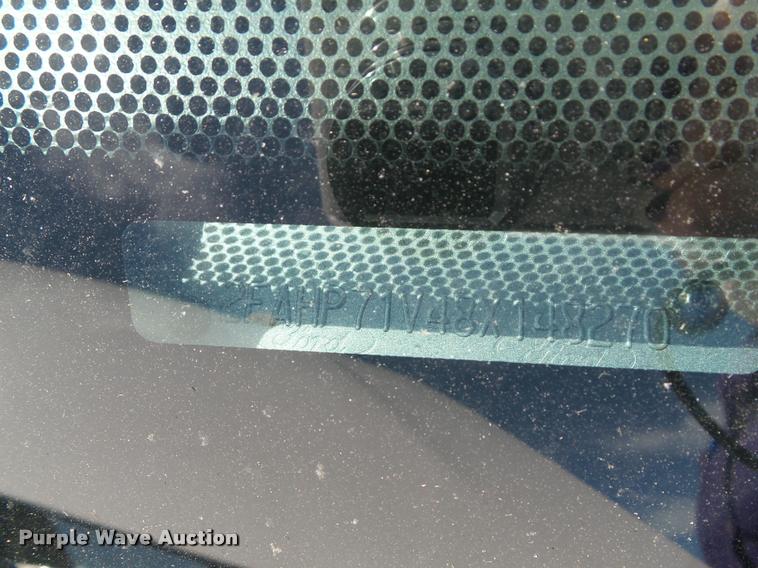 image for item J4796 2008 Ford Crown Victoria Police Interceptor