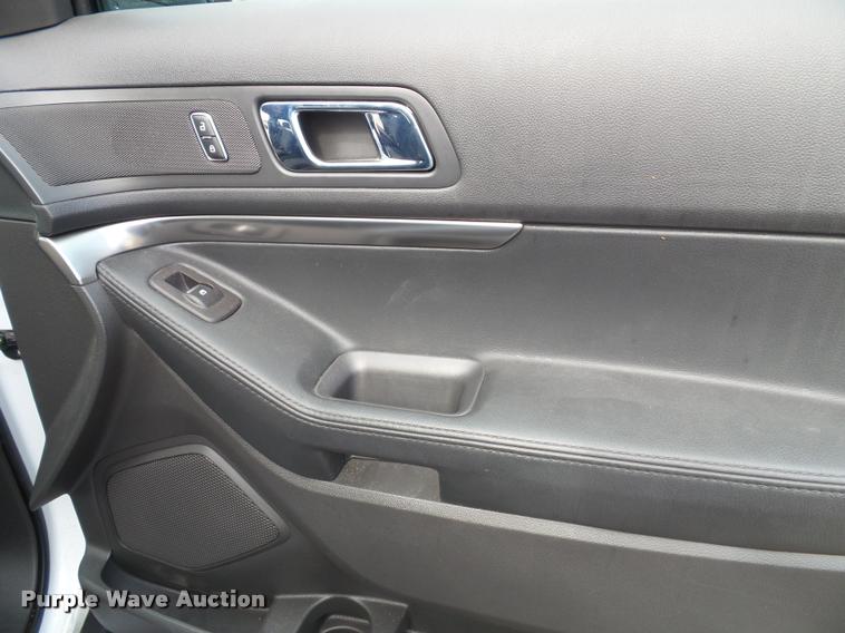 image for item J4797 2014 Ford Explorer Police Interceptor Utility SUV