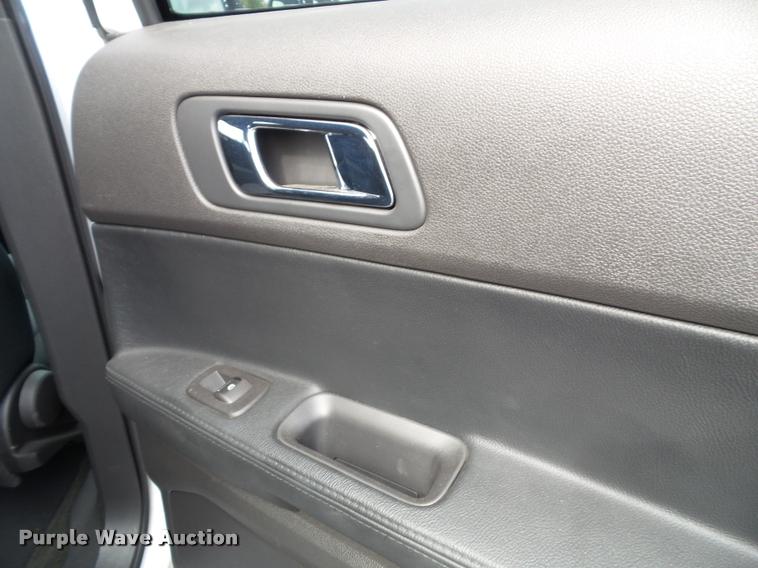 image for item J4797 2014 Ford Explorer Police Interceptor Utility SUV