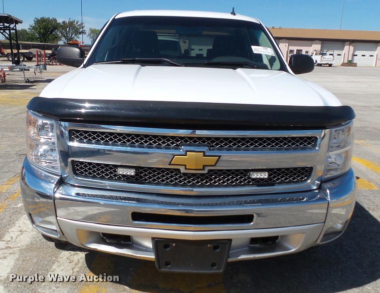 image for item J4798 2012 Chevrolet Silverado 1500 Z71 Crew Cab pickup truck