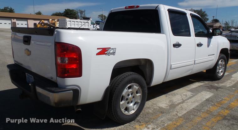 image for item J4798 2012 Chevrolet Silverado 1500 Z71 Crew Cab pickup truck