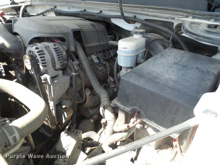 image for item J4798 2012 Chevrolet Silverado 1500 Z71 Crew Cab pickup truck