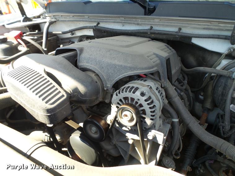 image for item J4798 2012 Chevrolet Silverado 1500 Z71 Crew Cab pickup truck