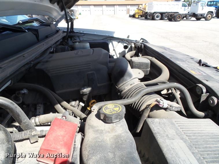 image for item J4798 2012 Chevrolet Silverado 1500 Z71 Crew Cab pickup truck