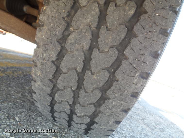 image for item J4798 2012 Chevrolet Silverado 1500 Z71 Crew Cab pickup truck