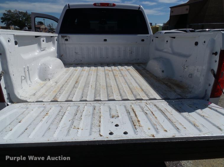 image for item J4798 2012 Chevrolet Silverado 1500 Z71 Crew Cab pickup truck