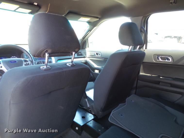 image for item J4799 2013 Ford Explorer Police Interceptor Utility SUV