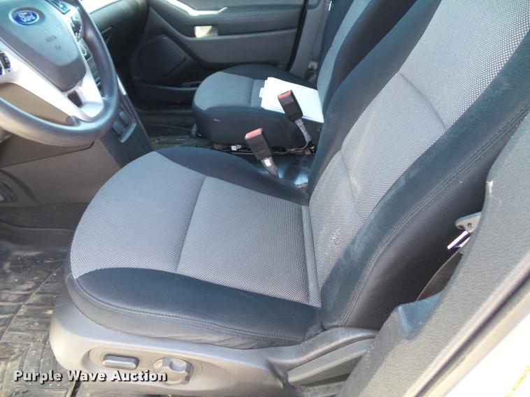 image for item J4799 2013 Ford Explorer Police Interceptor Utility SUV