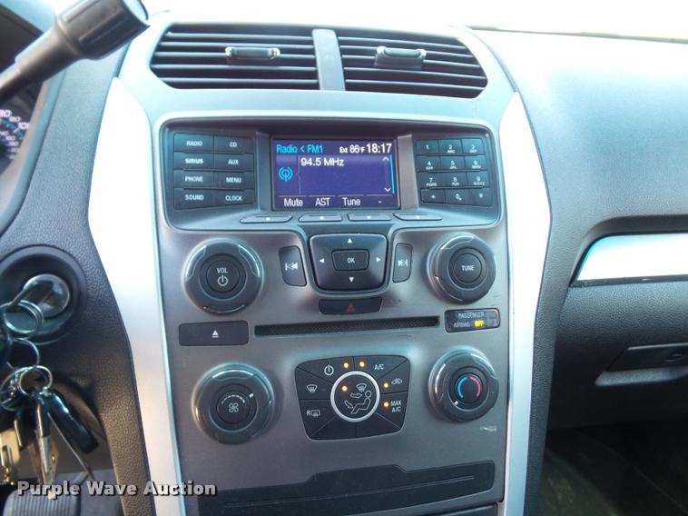 image for item J4799 2013 Ford Explorer Police Interceptor Utility SUV