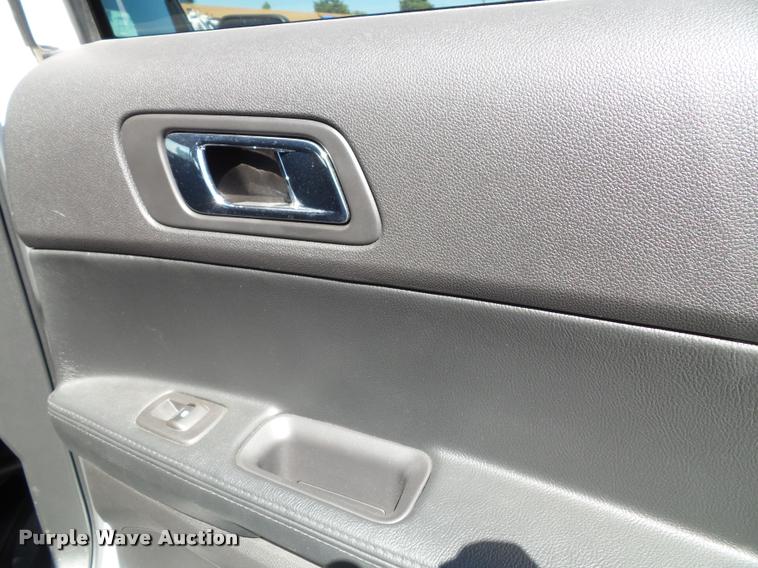 image for item J4799 2013 Ford Explorer Police Interceptor Utility SUV