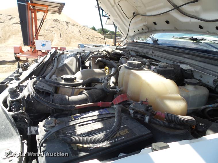 image for item J4801 2009 Ford F350 Super Duty XL flatbed pickup truck