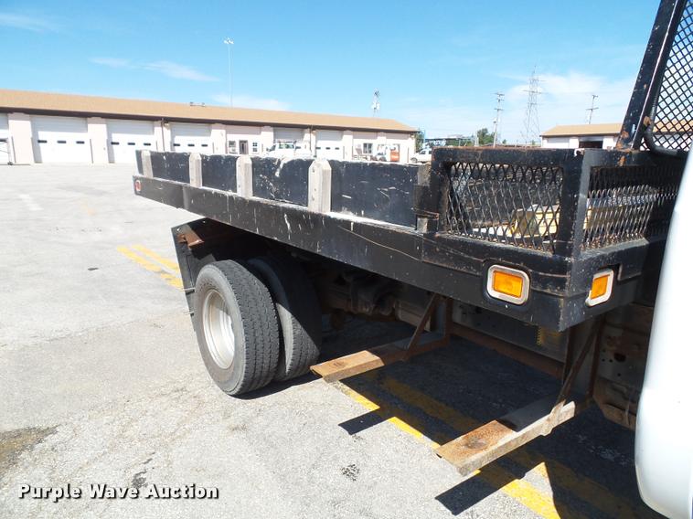 image for item J4801 2009 Ford F350 Super Duty XL flatbed pickup truck