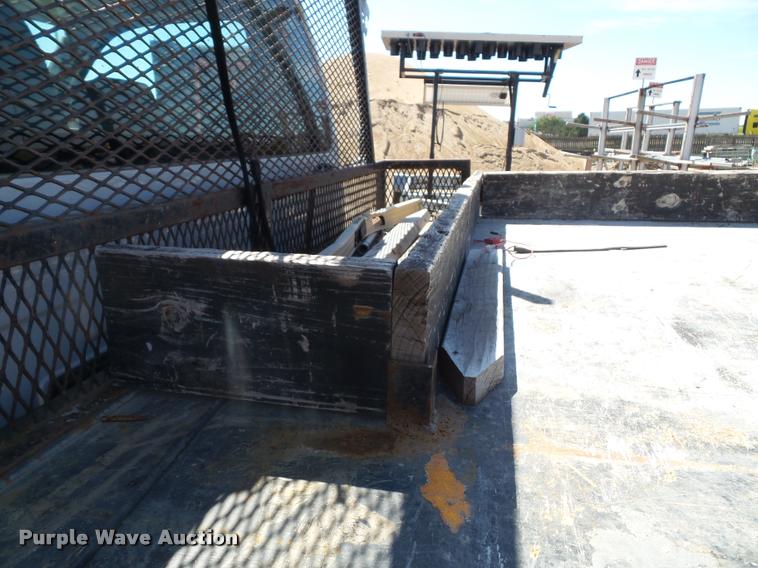 image for item J4801 2009 Ford F350 Super Duty XL flatbed pickup truck