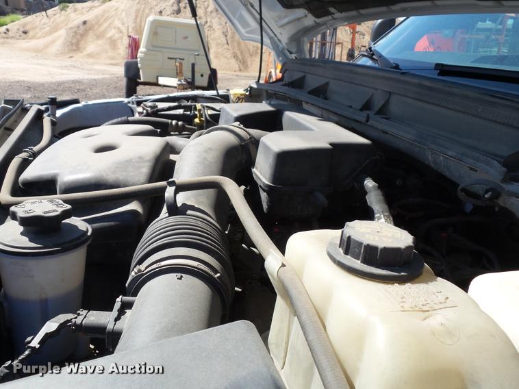 image for item J4802 2011 Ford F350 Super Duty XLT SuperCab utility truck