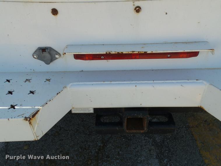 image for item J4802 2011 Ford F350 Super Duty XLT SuperCab utility truck