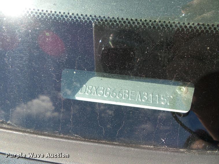 image for item J4802 2011 Ford F350 Super Duty XLT SuperCab utility truck